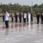 Gubernur Yulius Selvanus Pimpin Ziarah ke Makam Mantan Gubernur Sulut di TMP Kalibata